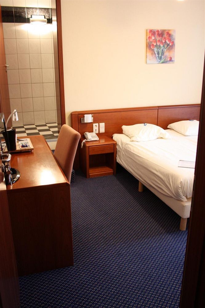 Hotel Royal Zelzate Dış mekan fotoğraf
